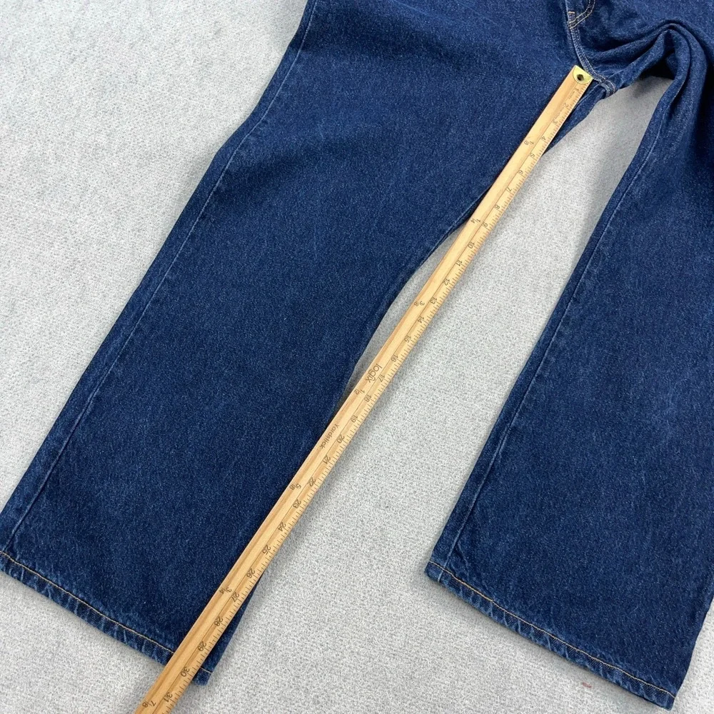 Levis includes item